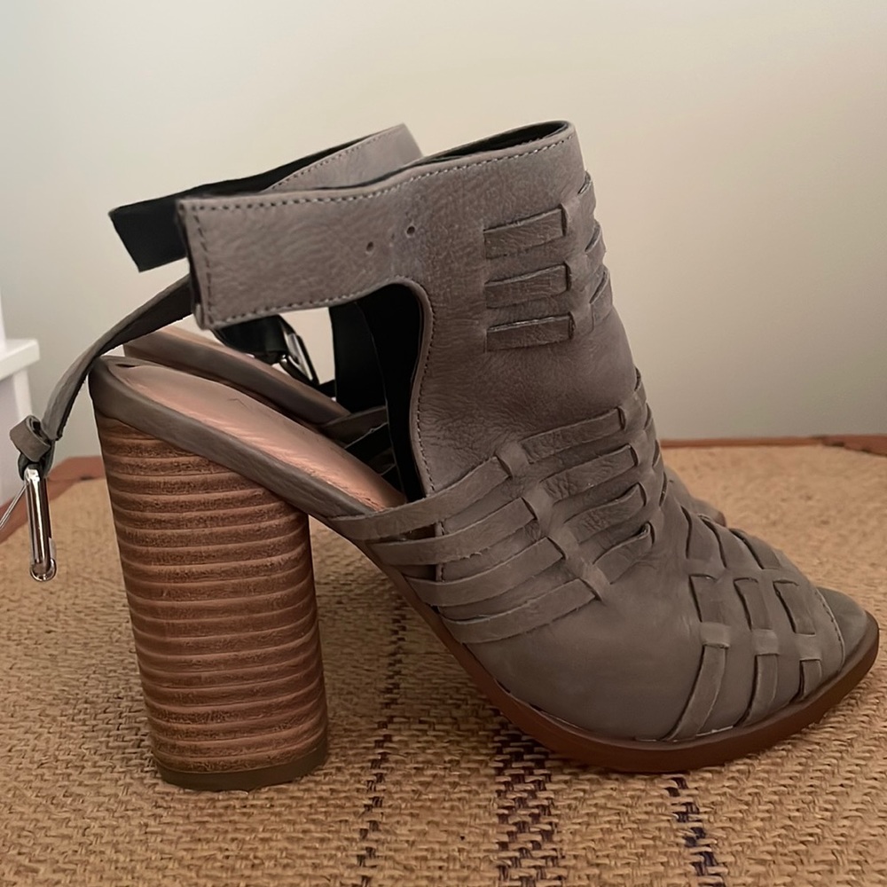 Caslon booties